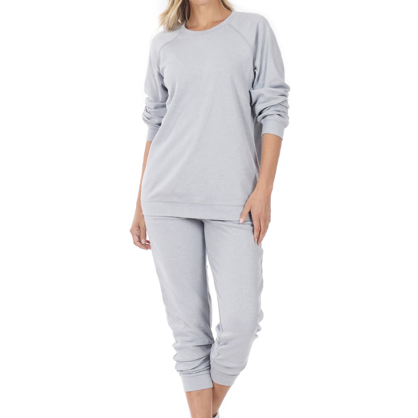 SWEATSHIRT & SWEATPANTS SET