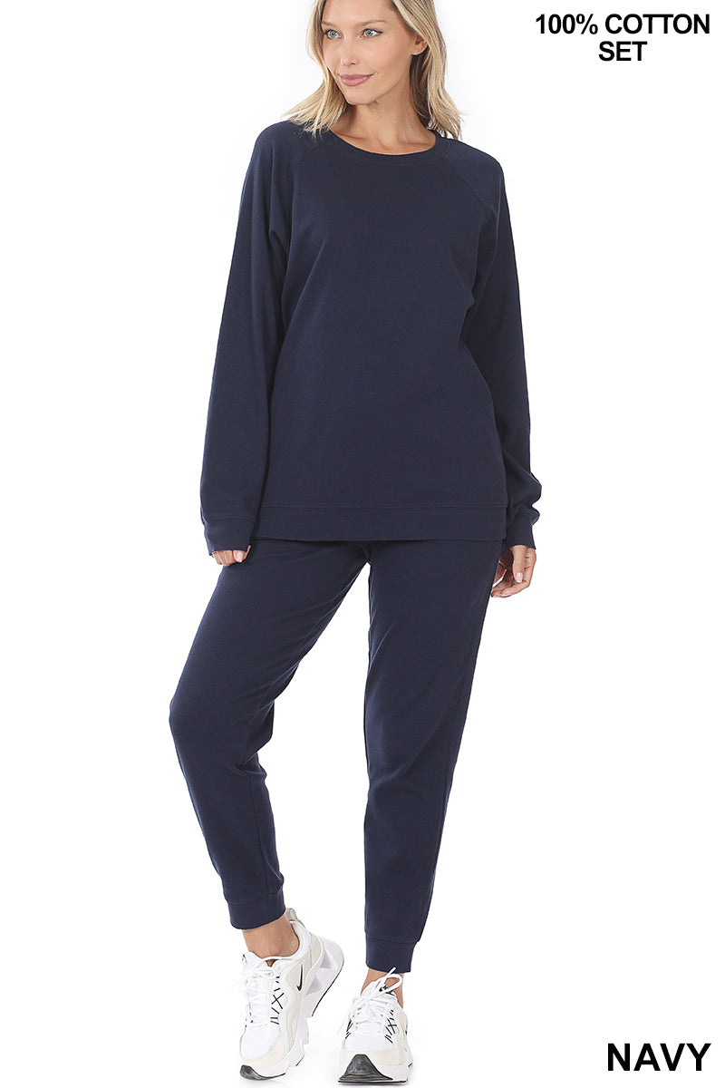 SWEATSHIRT & SWEATPANTS SET