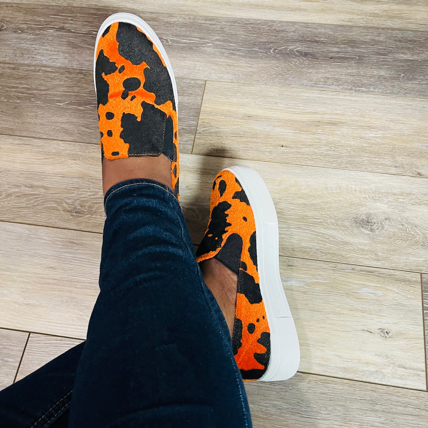 JORGEE (ORANGE)