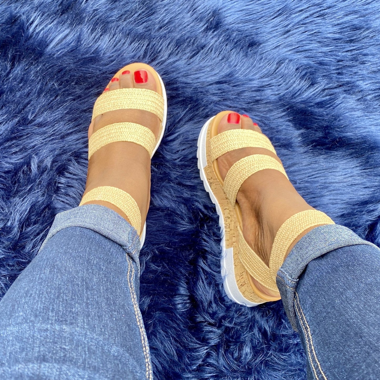 Laura Beige Sandals - AELQRU