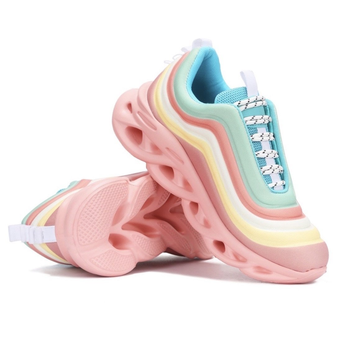Ophelia Blush Sneakers - AELQRU